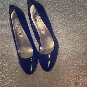 Jessica Simpson wedges